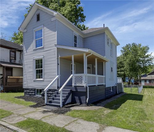 207 Columbia St, Zanesville, OH, 43701-4222 | Card Image