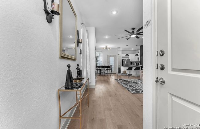 7552 Briarwood Pass, Home with 3 bedrooms, 3 bathrooms and null parking in San Antonio TX | Image 4