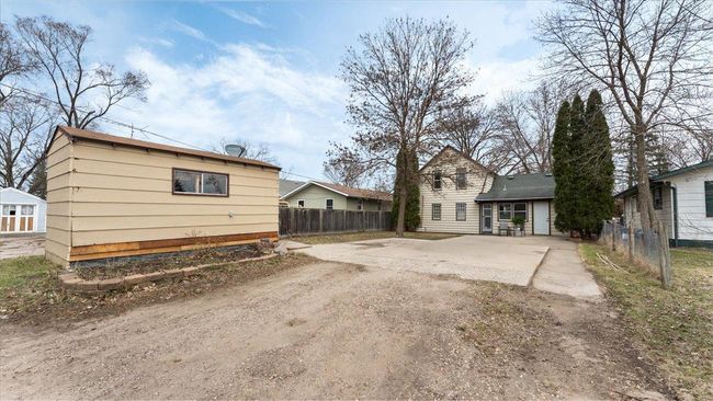 Parking and Shed | Image 21