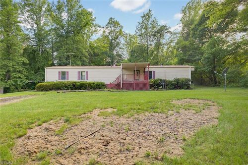 372 Gentry Road, Stokesdale, NC, 27357 | Card Image
