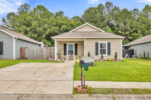 13064 Tracewood Dr, Gulfport, MS, 39503-4350 | Card Image