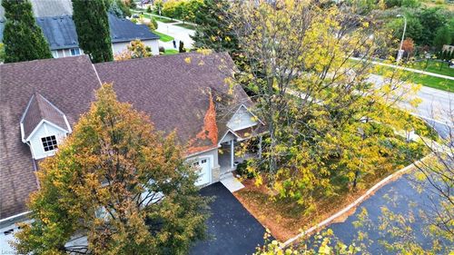 1-212 Stonehenge Dr, Ancaster, ON, L9K1N5 | Card Image