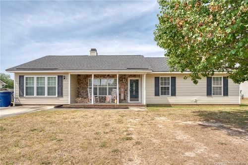 323 Northwoods Dr, Raeford, NC, 28376-6217 | Card Image