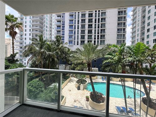 1006-253 Ne 2nd St, Miami, FL, 33132-2285 | Card Image