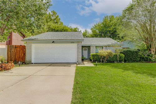 2709 Northern Dr, League City, TX, 77573-4828 | Card Image