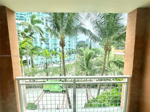 apt-404-2000 N Bayshore Dr, Miami, FL, 33137-5118 | Card Image