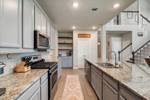 346 Cavil Barrier Ln, La Porte, TX, 77571-2200 | Card Image