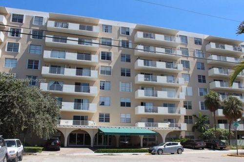 apt-6d-1455 N Treasure Dr, North Bay Village, FL, 33141-4103 | Card Image