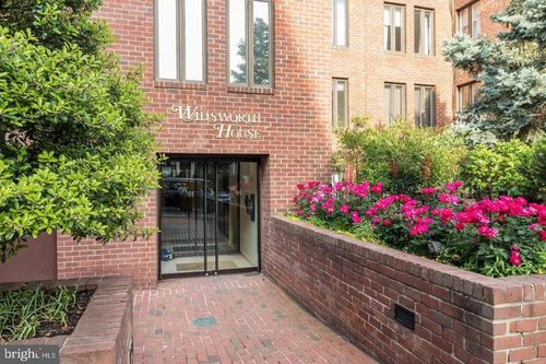 apt-21-1045 31st St Nw, WASHINGTON, DC, 20007-6003 | Card Image