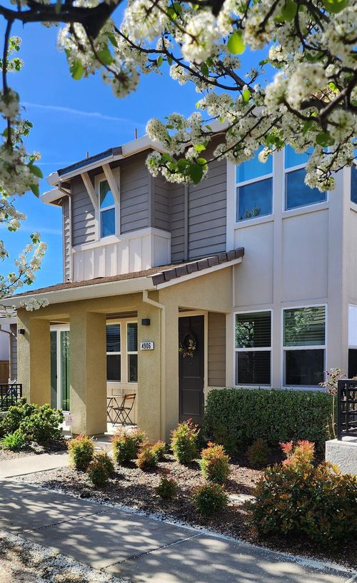 4906 Regatta Ct, Rocklin, CA, 95677-3285 | Card Image