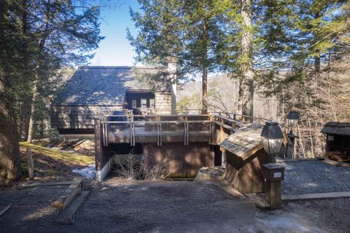 149 Hawk Pond Road, Plymouth, VT, 05056 | Card Image