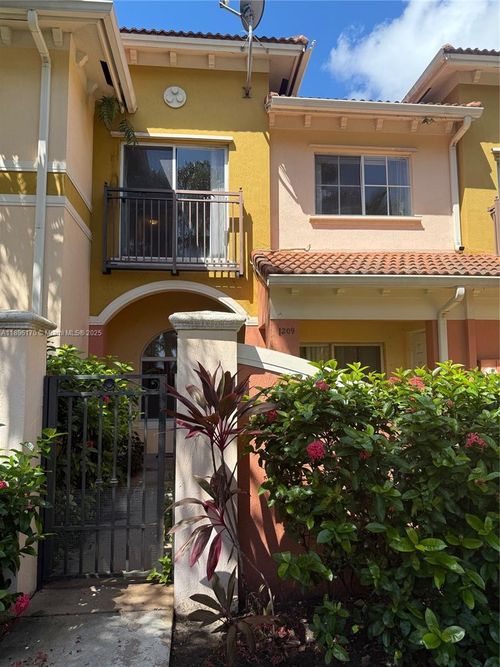 1209 Santa Catalina Ln, North Lauderdale, FL, 33068-6311 | Card Image