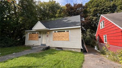 230 Croly Street, House other with 3 bedrooms, 1 bathrooms and null parking in Syracuse NY | Image 3