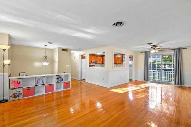 24 Glen Dr, House other with 3 bedrooms, 3 bathrooms and null parking in Nashua NH | Image 9