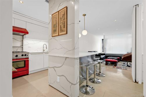 apt-20f-117 E 57th St, New York, NY, 10022-2095 | Card Image