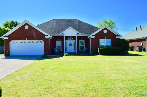 1635 Lake Manor Dr Sw, Decatur, AL, 35603-4479 | Card Image