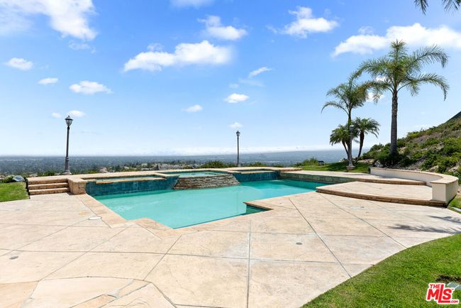7416 Wiscasset Dr, House other with 5 bedrooms, 5 bathrooms and null parking in West Hills CA | Image 5