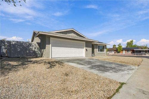 1217 Vaughn St, Las Vegas, NV, 89101-1643 | Card Image