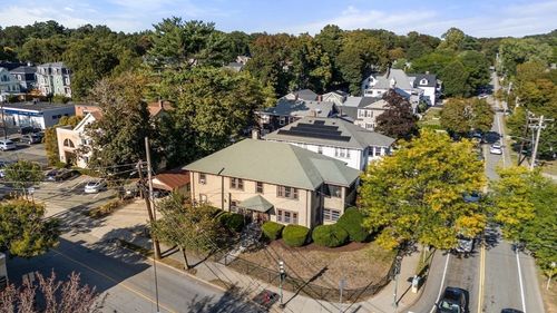 1629 Centre St, Newton, MA, 02461-1256 | Card Image