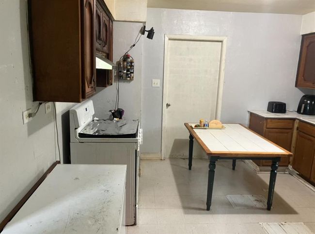 211 Sidney St, House other with 3 bedrooms, 1 bathrooms and null parking in Houston TX | Image 6