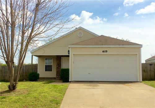 605 Cedar Brook Ct, Decatur, AR, 72722-8817 | Card Image