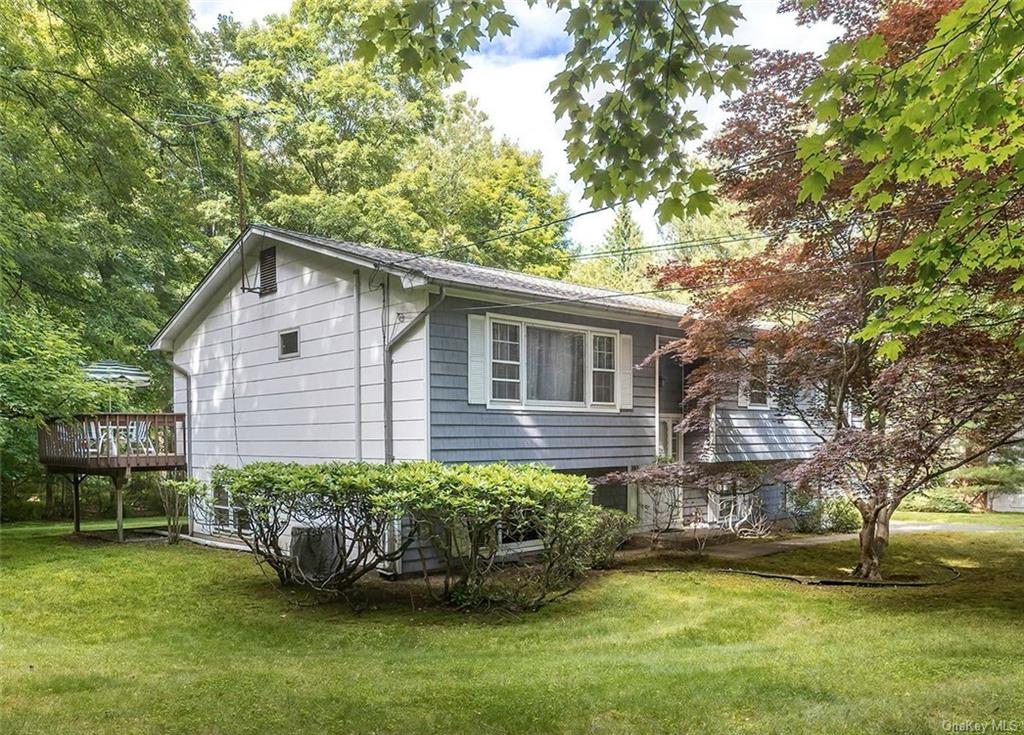 Smith Hill Rd, Airmont, NY 10952