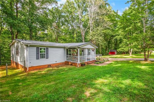 1090 Tree Haven Ln, Madison, NC, 27025-6518 | Card Image