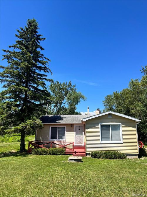 3567 Coveview, Lupton, MI, 48635-9304 | Card Image