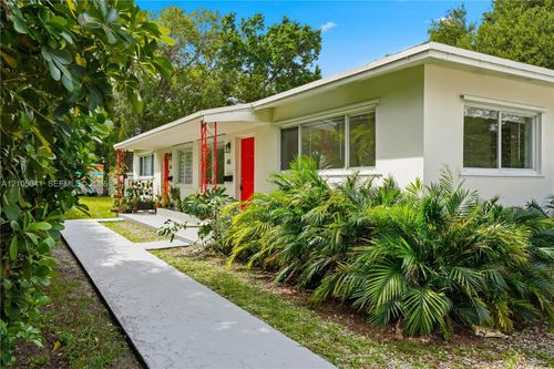 62-62 Nw 42nd St, Miami, FL, 33127-2857 | Card Image