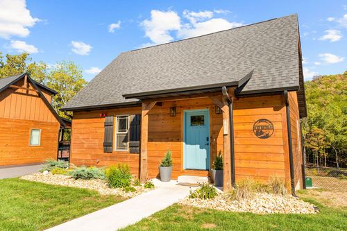415 Mark Twain Dr, Hollister, MO, 65672 | Card Image