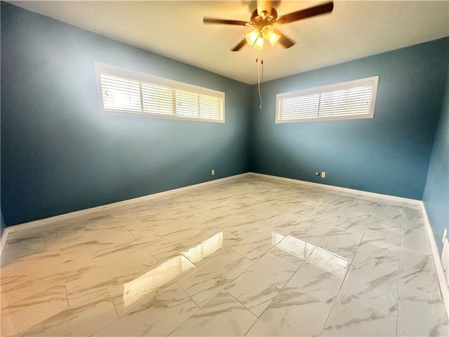 1316 Northwood St, House other with 2 bedrooms, 1 bathrooms and 4 parking in Alice TX | Image 15