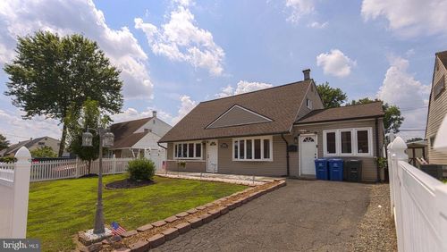 2824 Woodhaven Rd, PHILADELPHIA, PA, 19154-1636 | Card Image