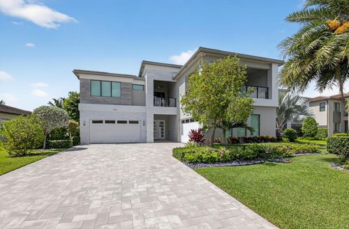 8858 Skyward St, Boca Raton, FL, 33496-5609 | Card Image