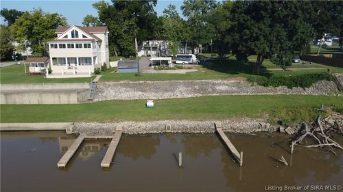 209 S Front St, Jeffersonville, IN, 47130-9459 | Card Image