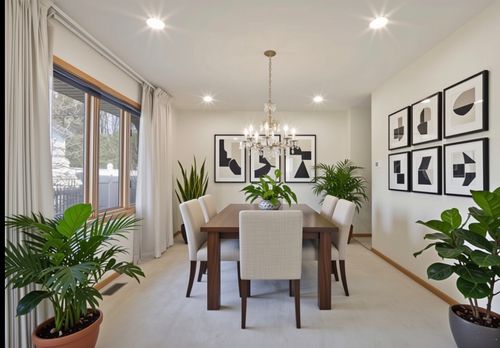 11405 Foxwoods Dr, Oak Lawn, IL, 60453-7105 | Card Image