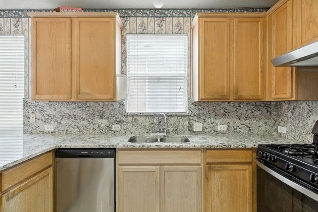 5004 Lodgepole Ln, House other with 3 bedrooms, 3 bathrooms and null parking in Fort Worth TX | Image 5