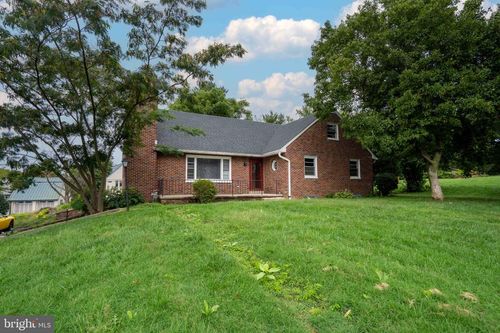 117 W Roseville Rd, LANCASTER, PA, 17601-3972 | Card Image