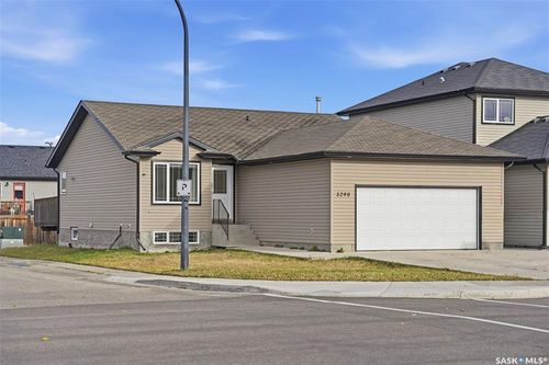 3290 Mcclocklin Rd, Saskatoon, SK, S7R0B9 | Card Image