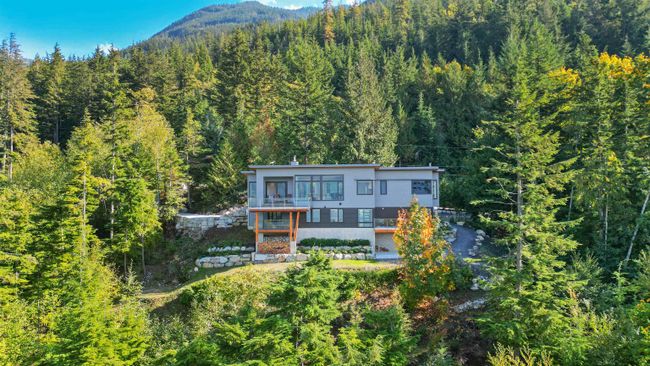 1135 Copper Drive, House other with 3 bedrooms, 3 bathrooms and 6 parking in Britannia Beach BC | Image 38