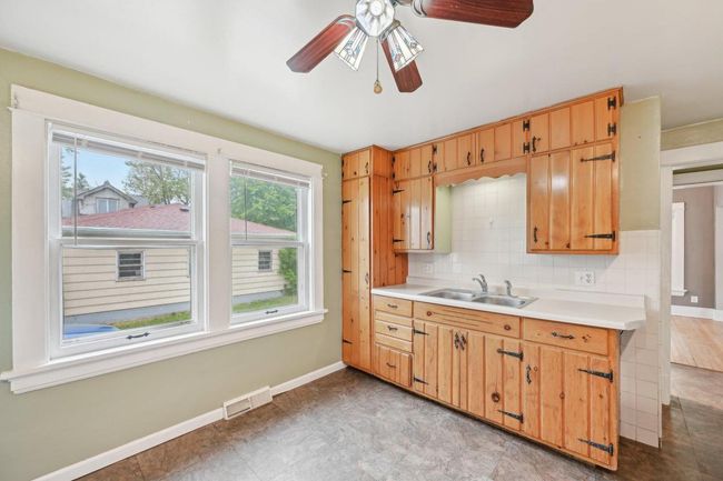 723 S Center Ave, House other with 3 bedrooms, 1 bathrooms and null parking in Jefferson WI | Image 18