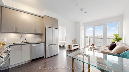 2304-95 Oneida Cres, Richmond Hill, ON, L4B0H5 | Card Image