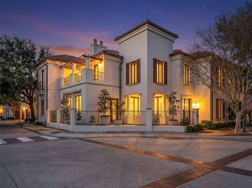 1021 Picasso Dr, Fort Worth, TX, 76107-3068 | Card Image