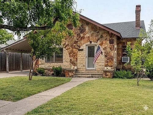232 S Jacobs St, Albany, TX, 76430-2547 | Card Image
