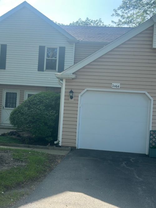 2464 Devonshire Ct, Aurora, IL, 60502-6362 | Card Image