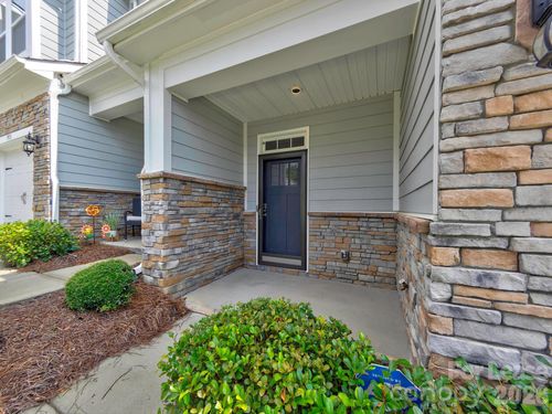 915 Emma Kate Ct, Lake Wylie, SC, 29710-1684 | Card Image
