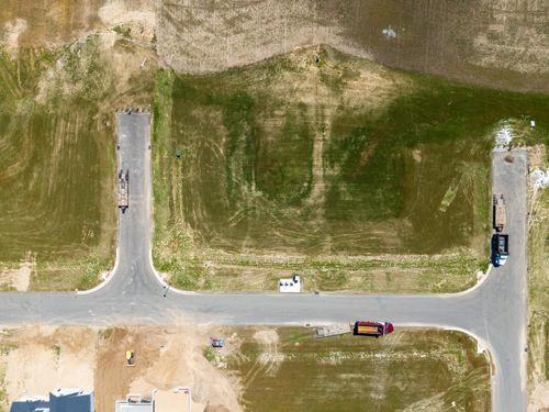 1832 Kingsland Dr Sw, Byron Center, MI, 49315-7505 | Card Image