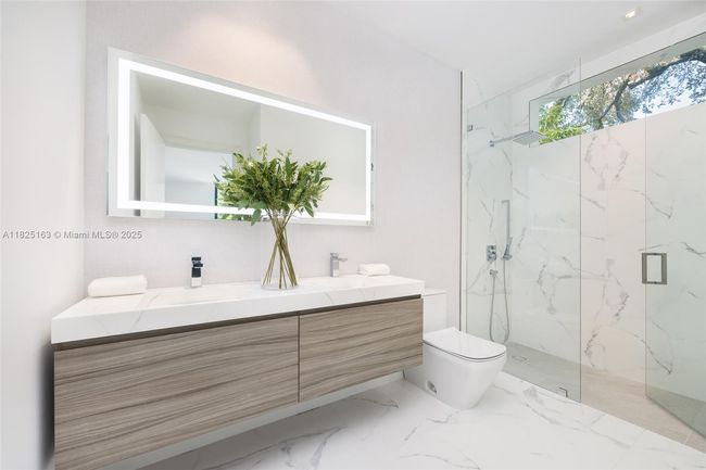 3670 Avocado Ave, House other with 5 bedrooms, 6 bathrooms and null parking in Miami FL | Image 12