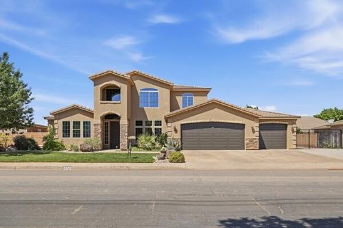 1872 S 20 E, Washington, UT, 84780-2118 | Card Image