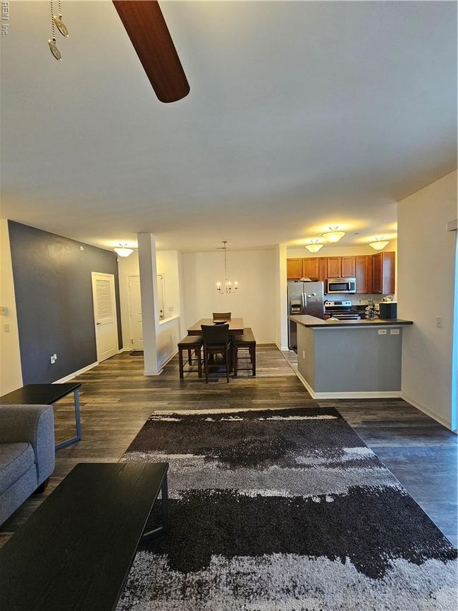 APT-206 - 4308 Hillingdon Bnd, House attached with 2 bedrooms, 2 bathrooms and null parking in Chesapeake VA | Image 7