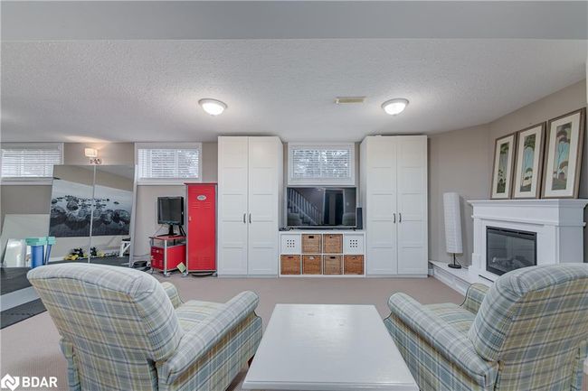 39 Davis Trail, House other with 4 bedrooms, 4 bathrooms and 10 parking in Thornton ON | Image 37